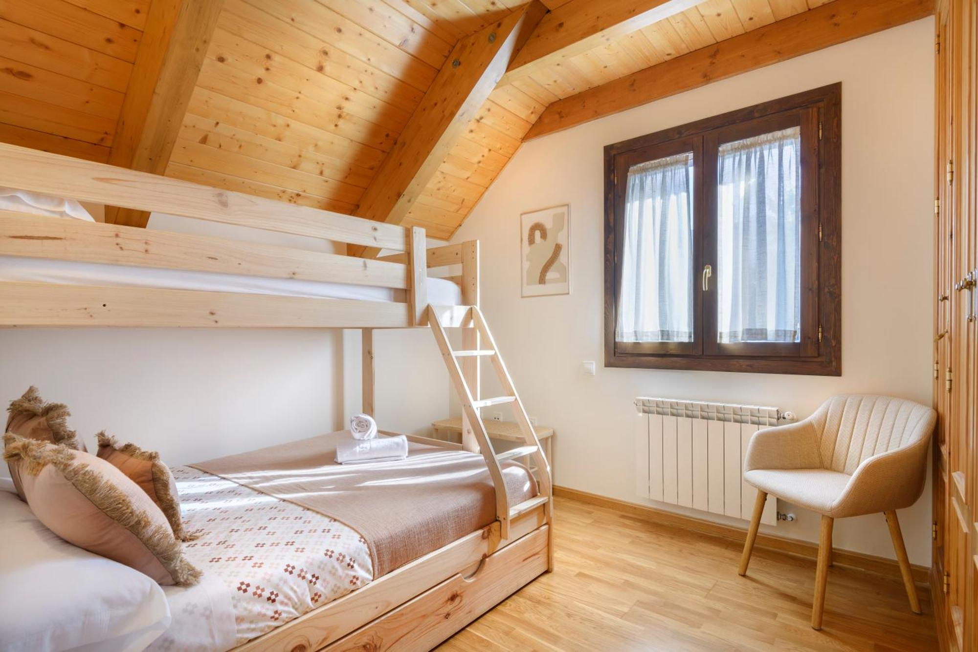 אסקרילה Apartamento A10 De Formigal, 9 Personas Y Garaje מראה חיצוני תמונה